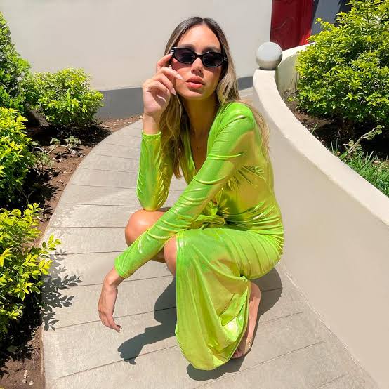 VESTIDO VERDE METÁLICO