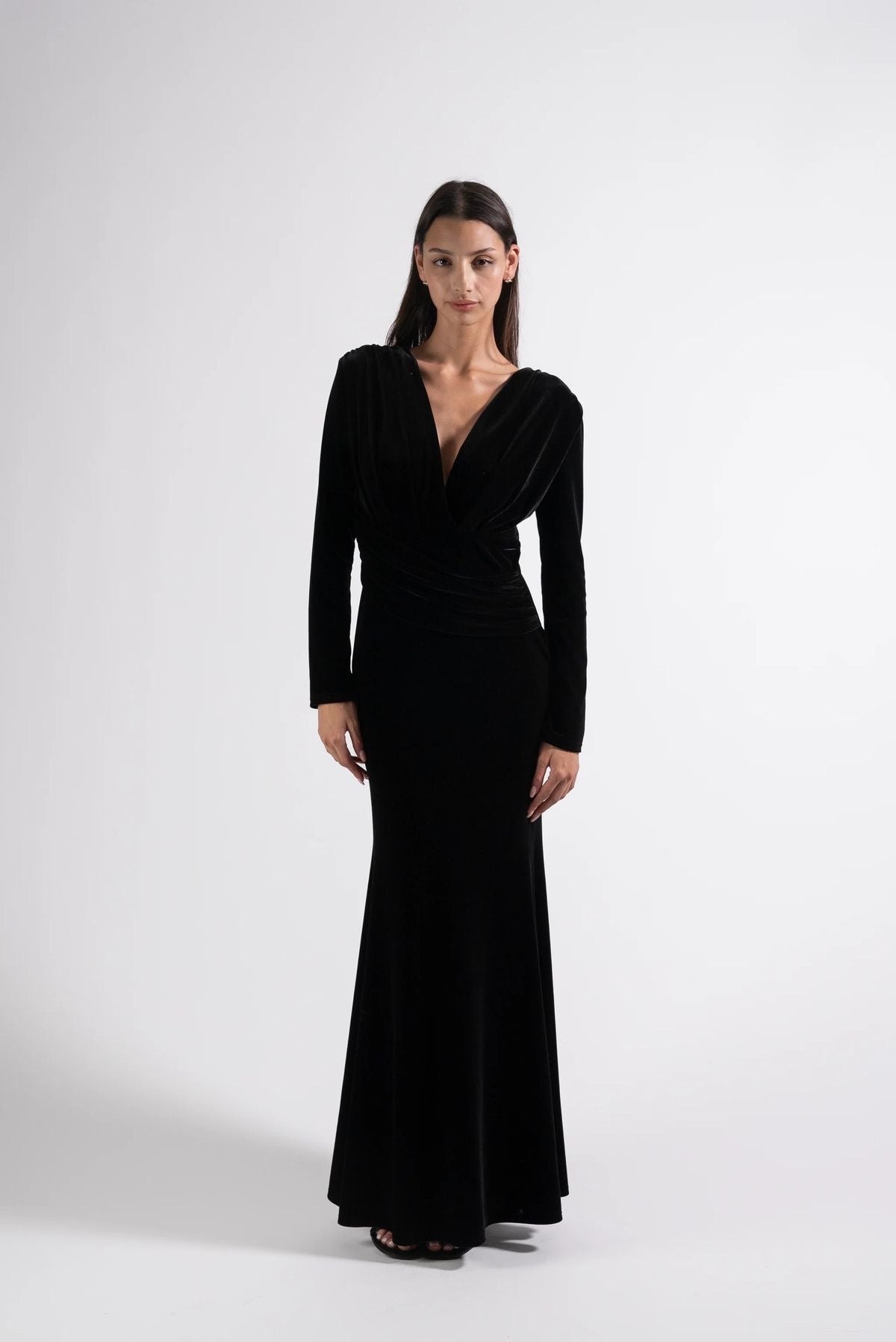 VESTIDO NEGRO LARGO BACKLESS