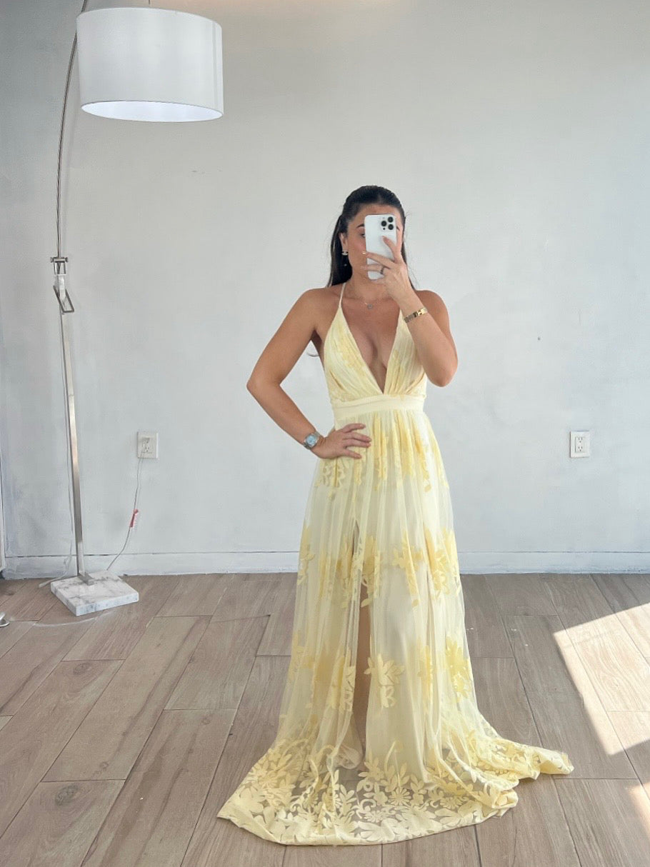 VESTIDO LARGO AMARILLO MANTEQUILLA