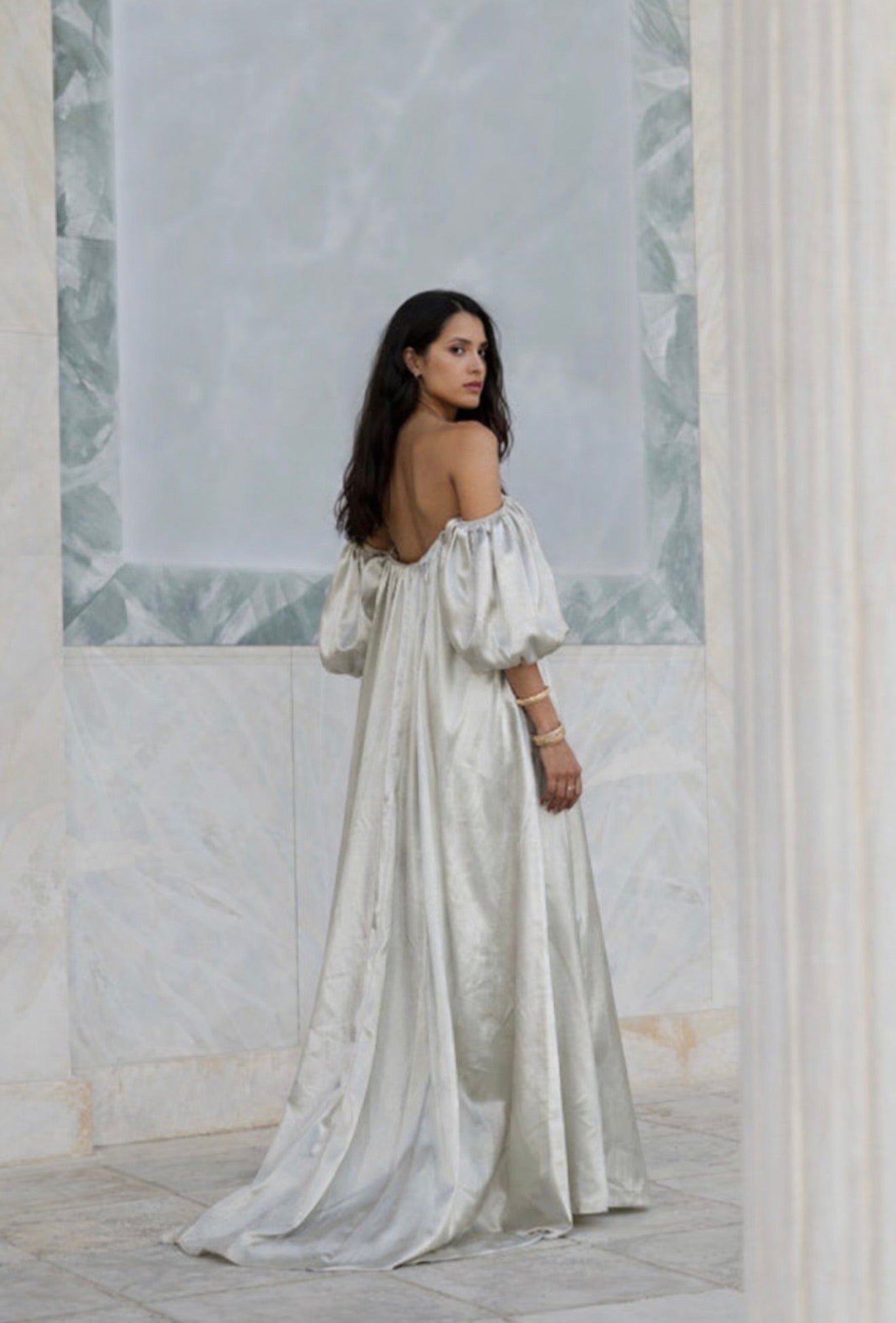 VESTIDO LARGO PLATA CAROLINE CONSTANS