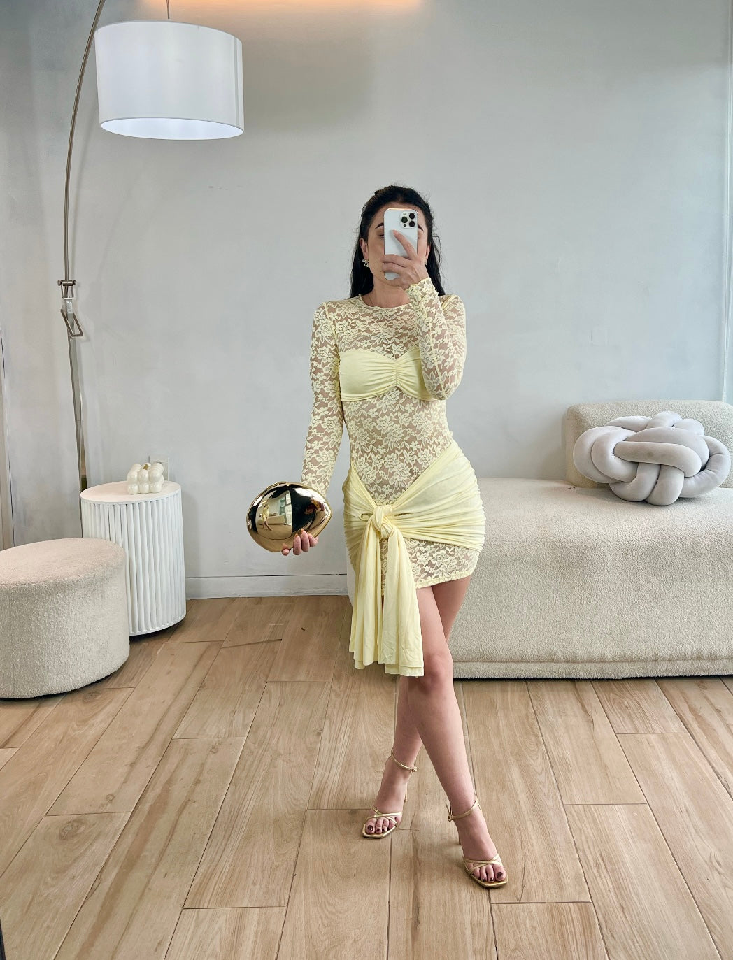 VESTIDO CORTO ENCAJE