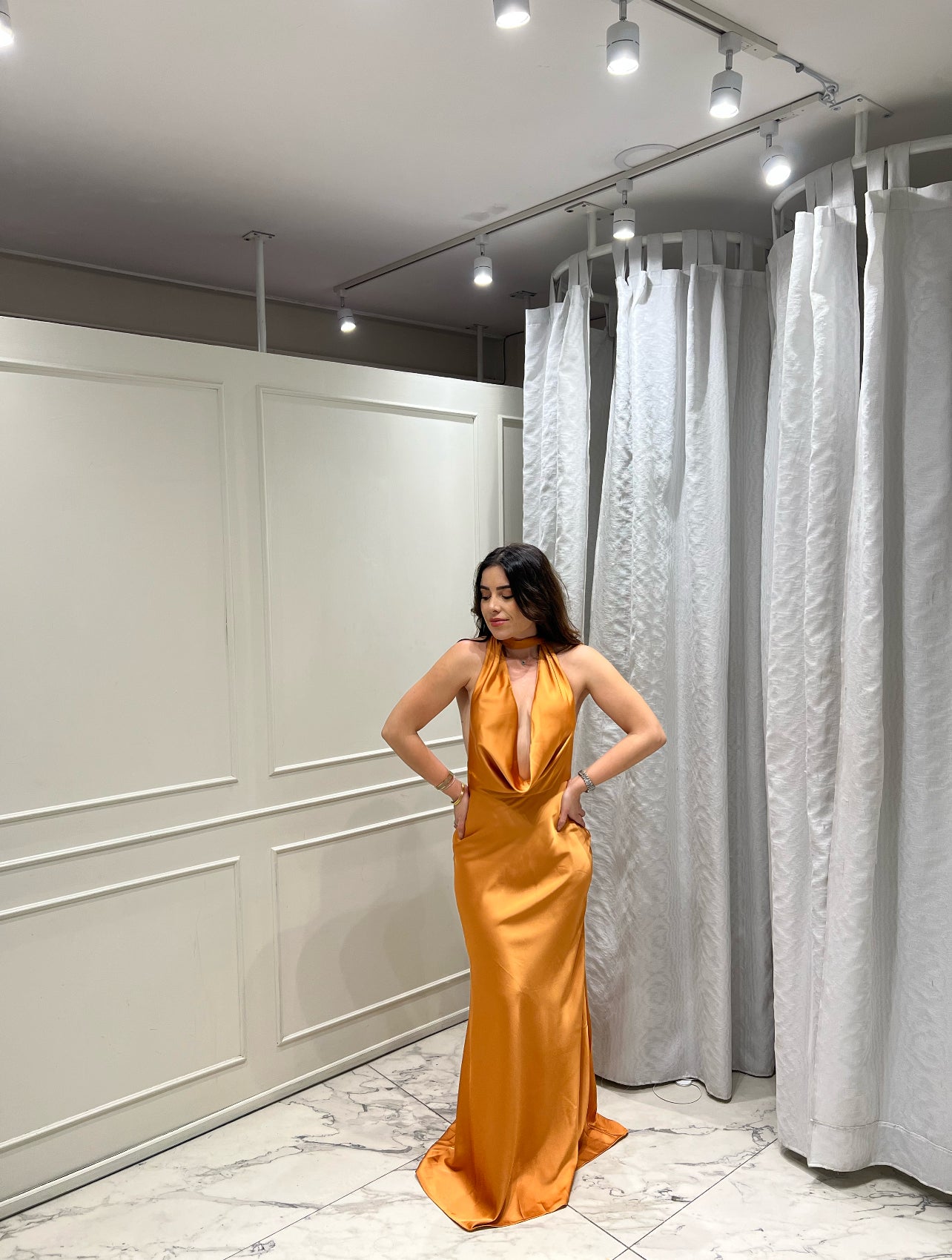 VESTIDO LARGO CHEDRON