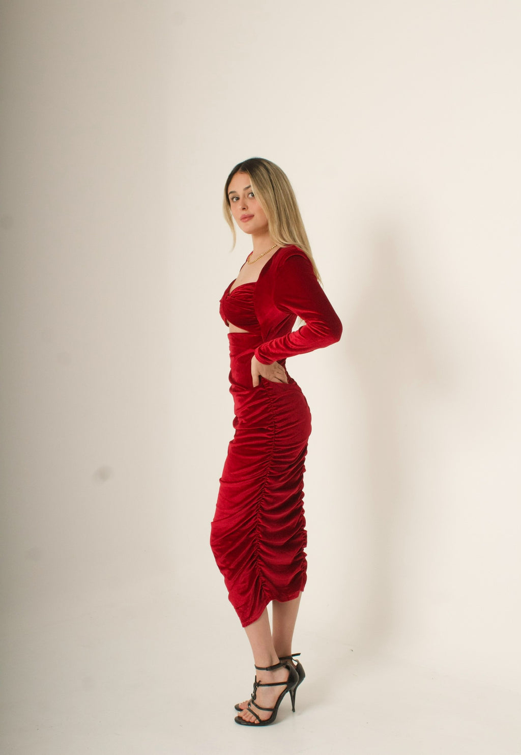 VESTIDO ROJO MANGA LARGA