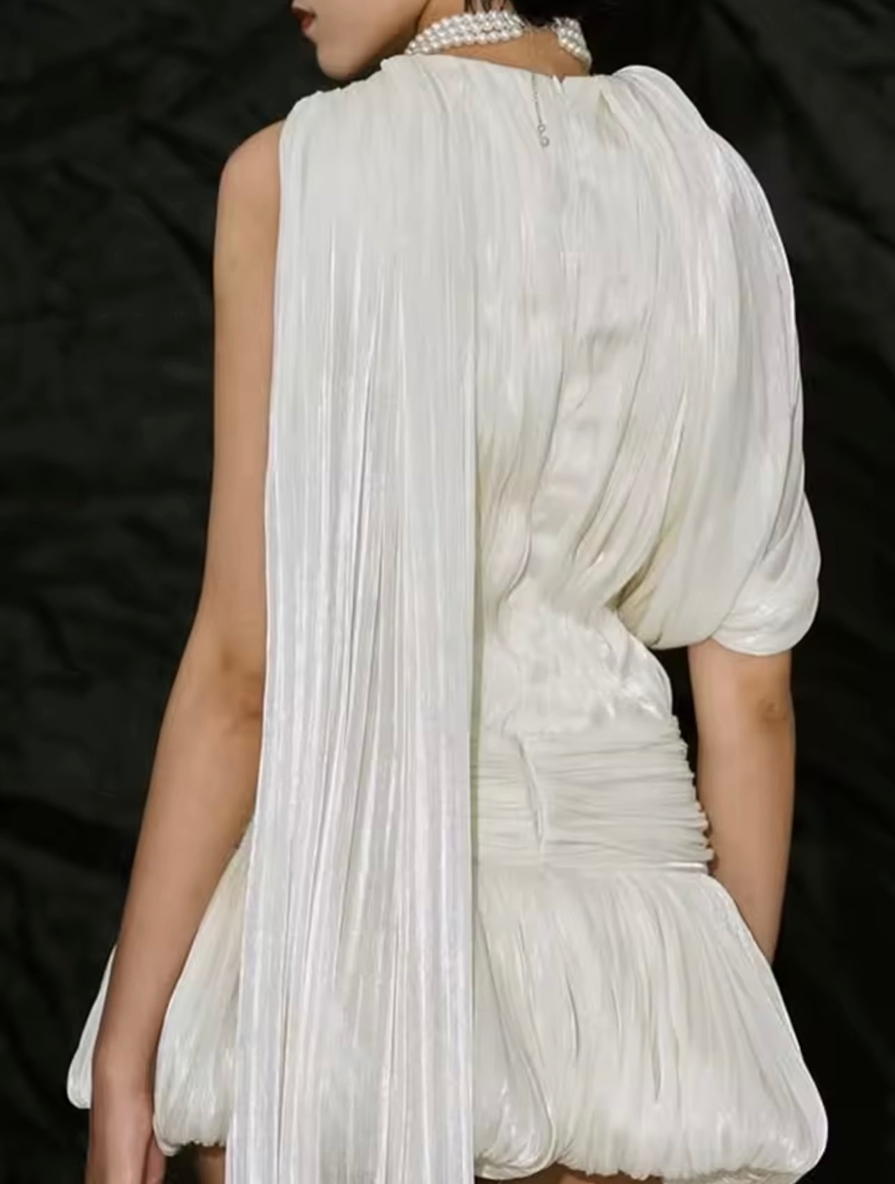 VESTIDO CORTO COLOR HUESO