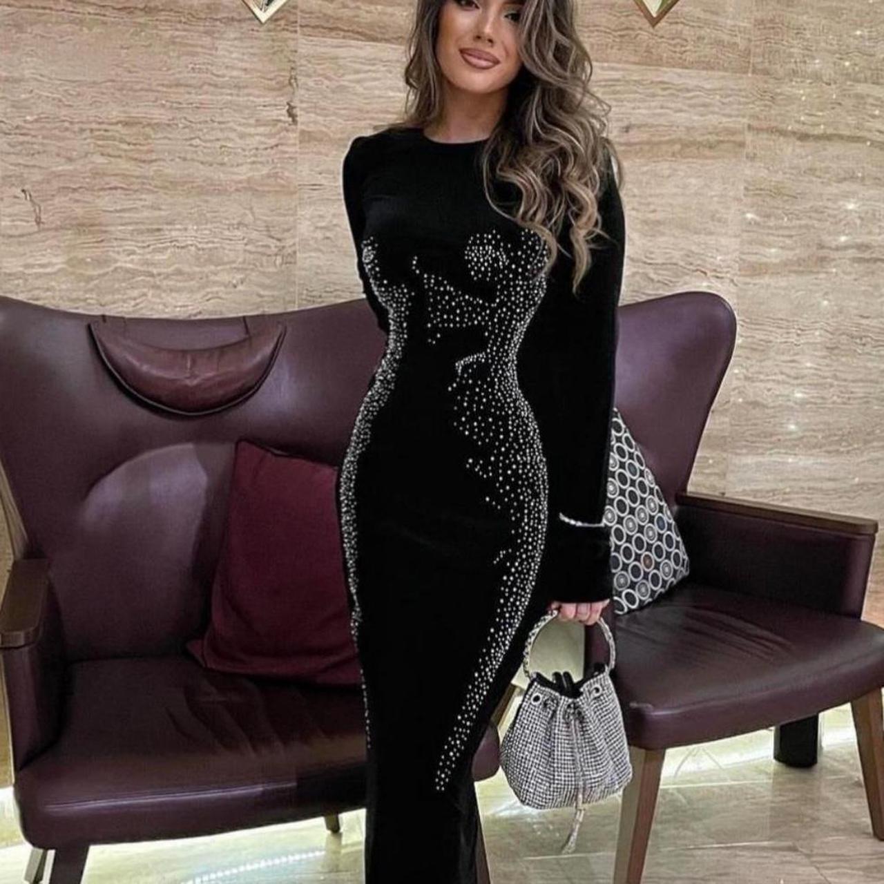 VESTIDO NEGRO TERCIOPELO