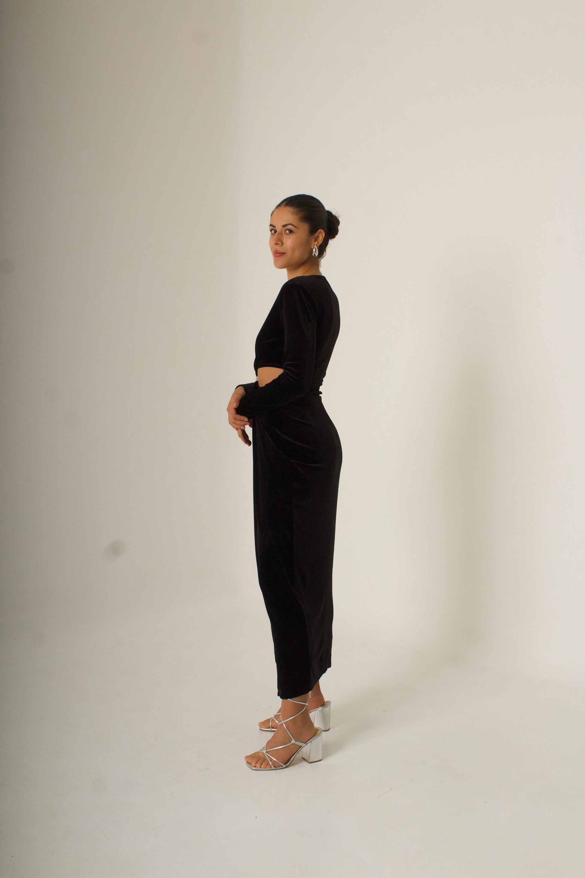 VESTIDO NEGRO COTOUT