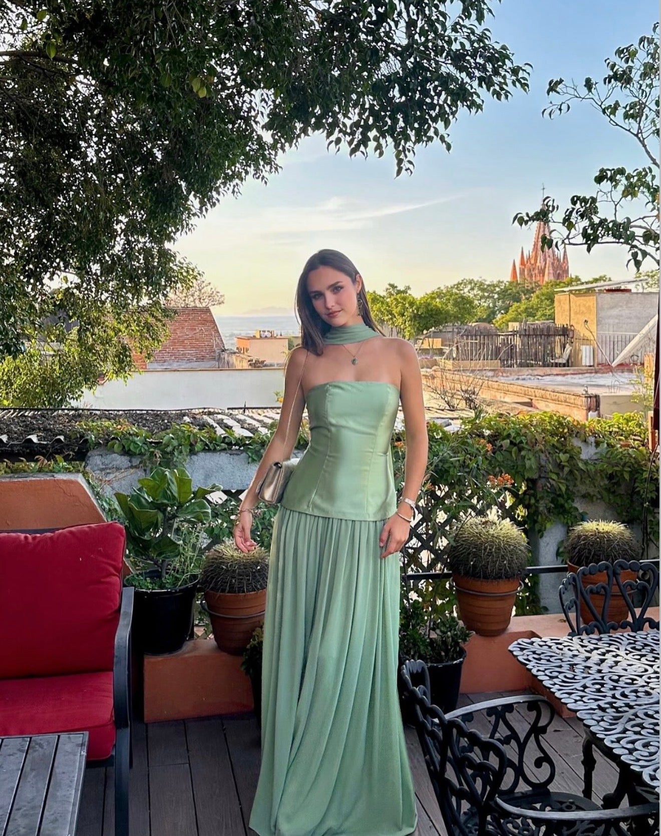 VESTIDO LARGO VERDE OLIVO