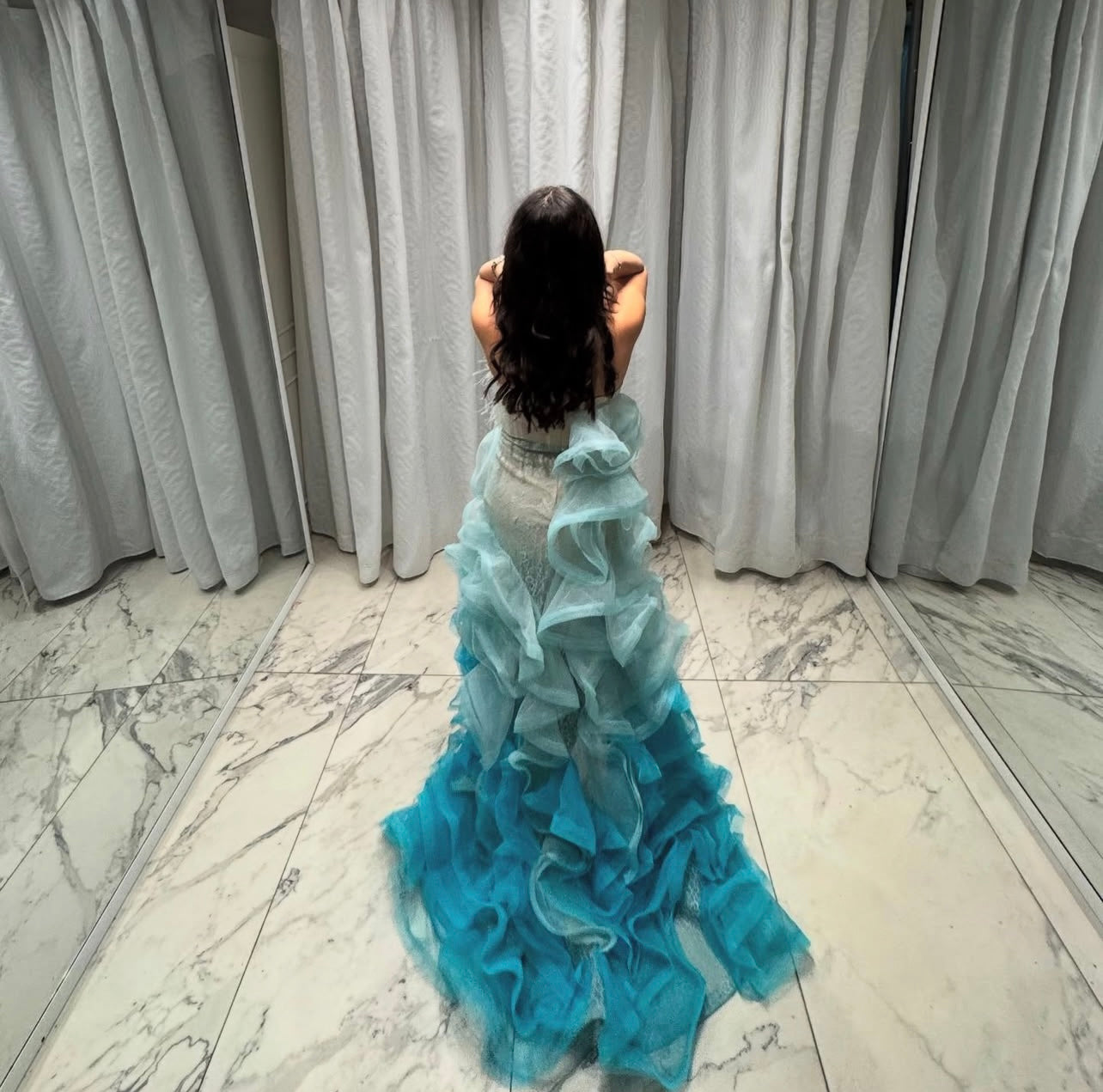 VESTIDO AZUL
