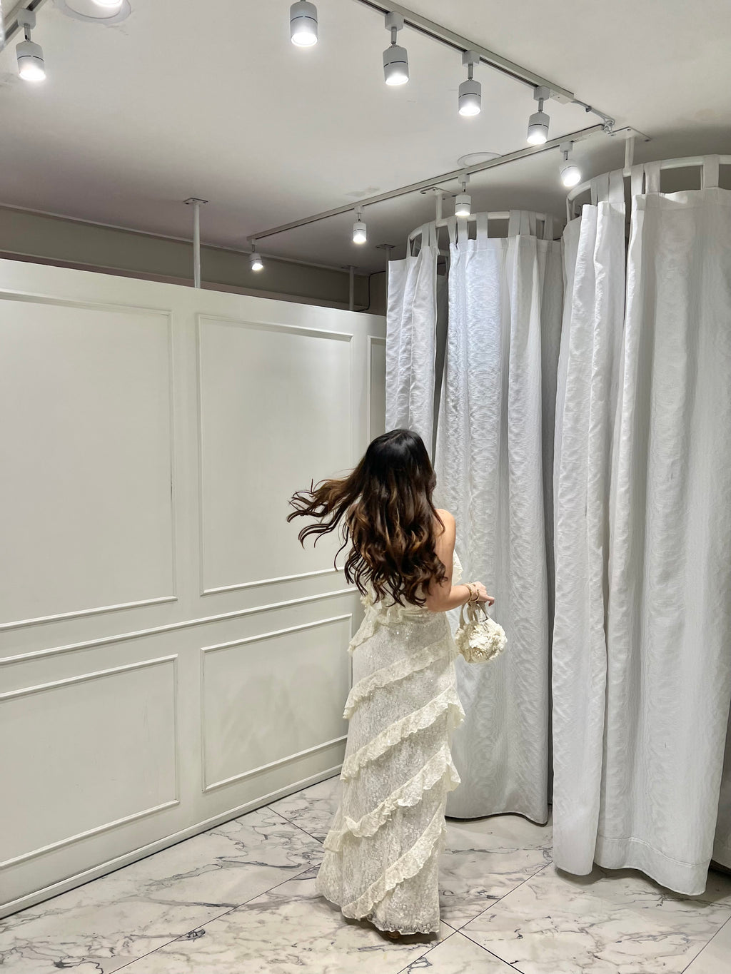 VESTIDO LARGO CASUAL DE OLANES