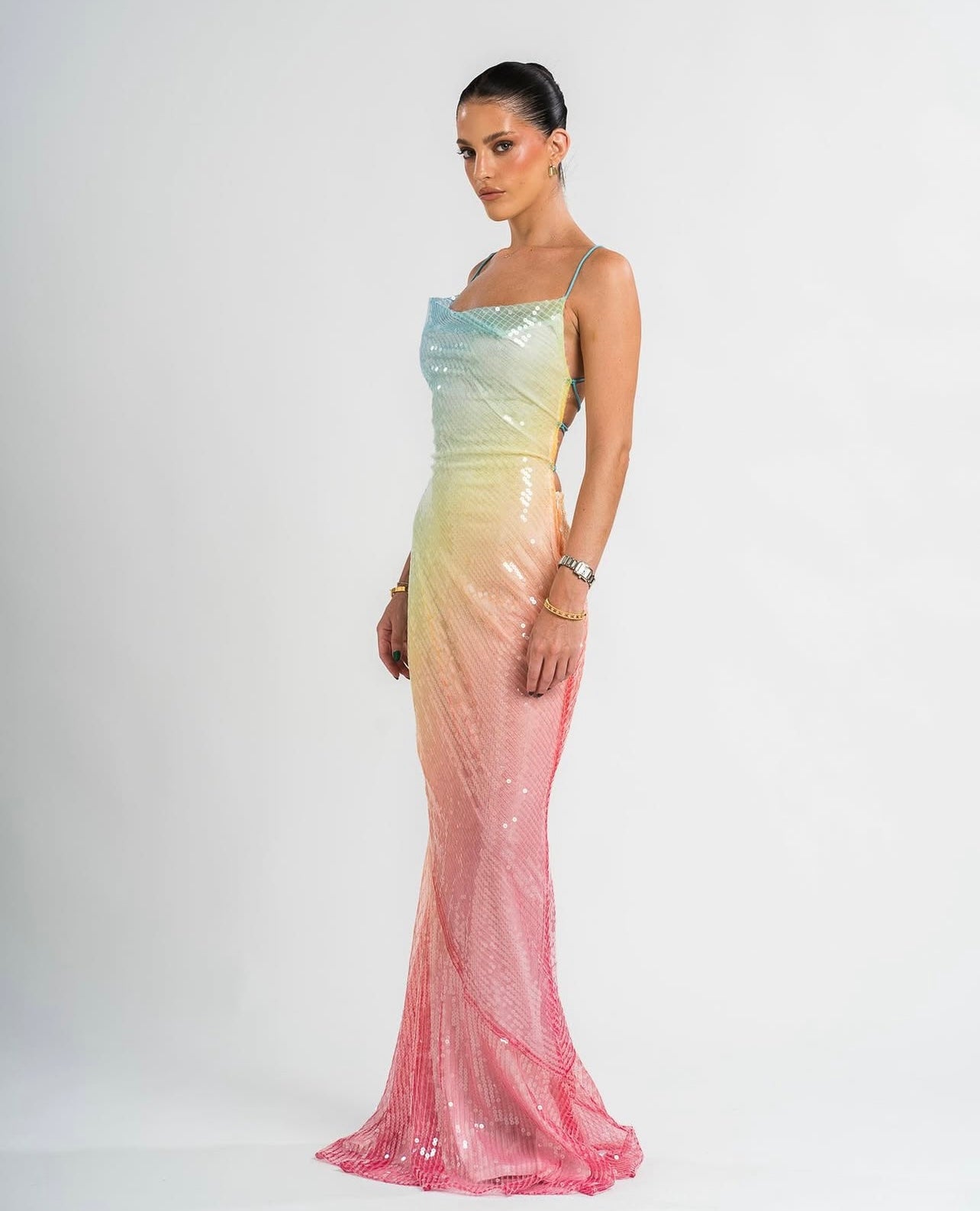 VESTIDO ARCOÍRIS LENTEJUELAS