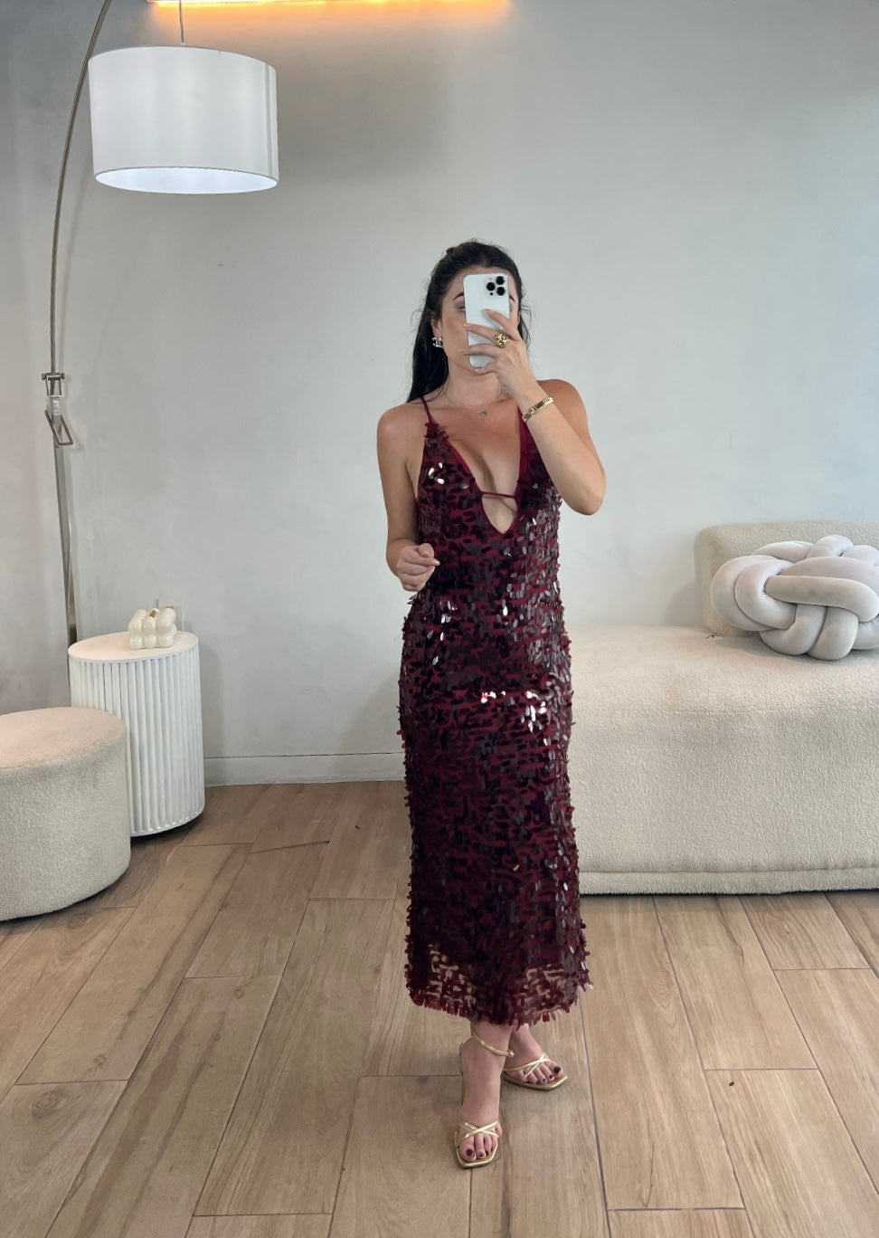 VESTIDO TINTO BRILLOS