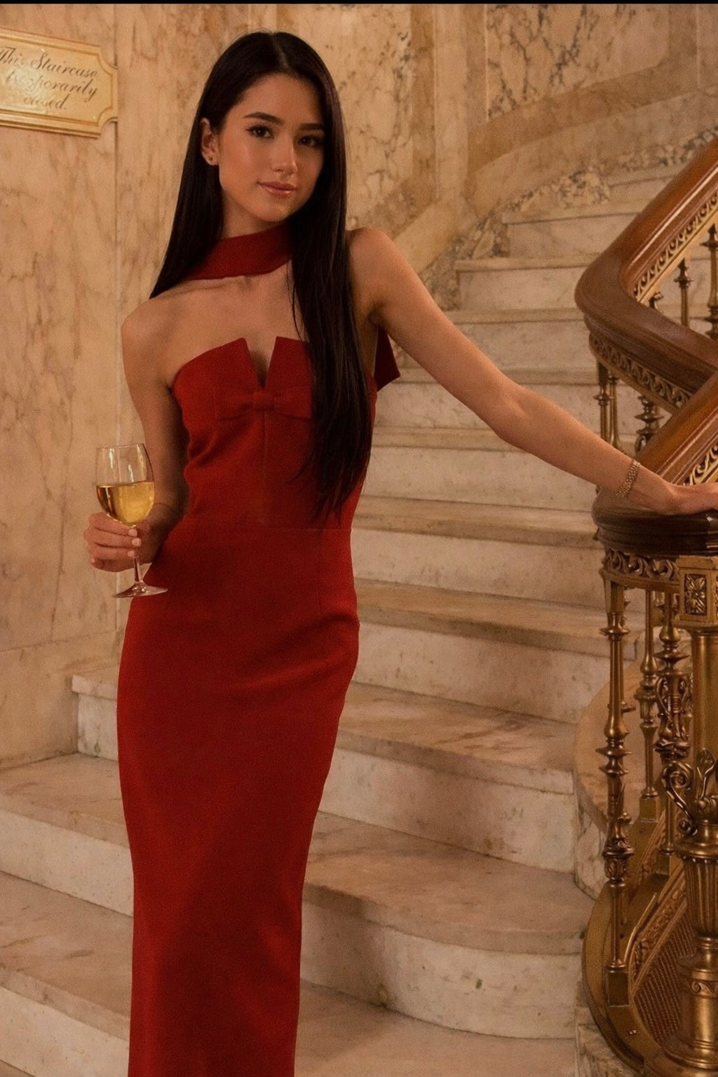 VESTIDO ROJO STRAPLESS