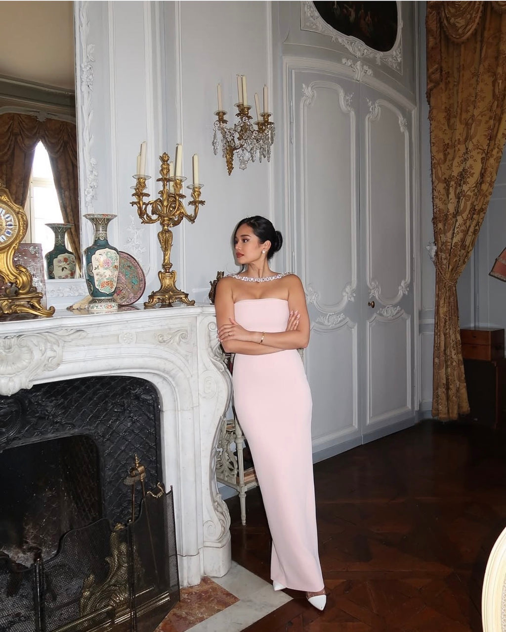 VESTIDO NUDE STRAPLESS