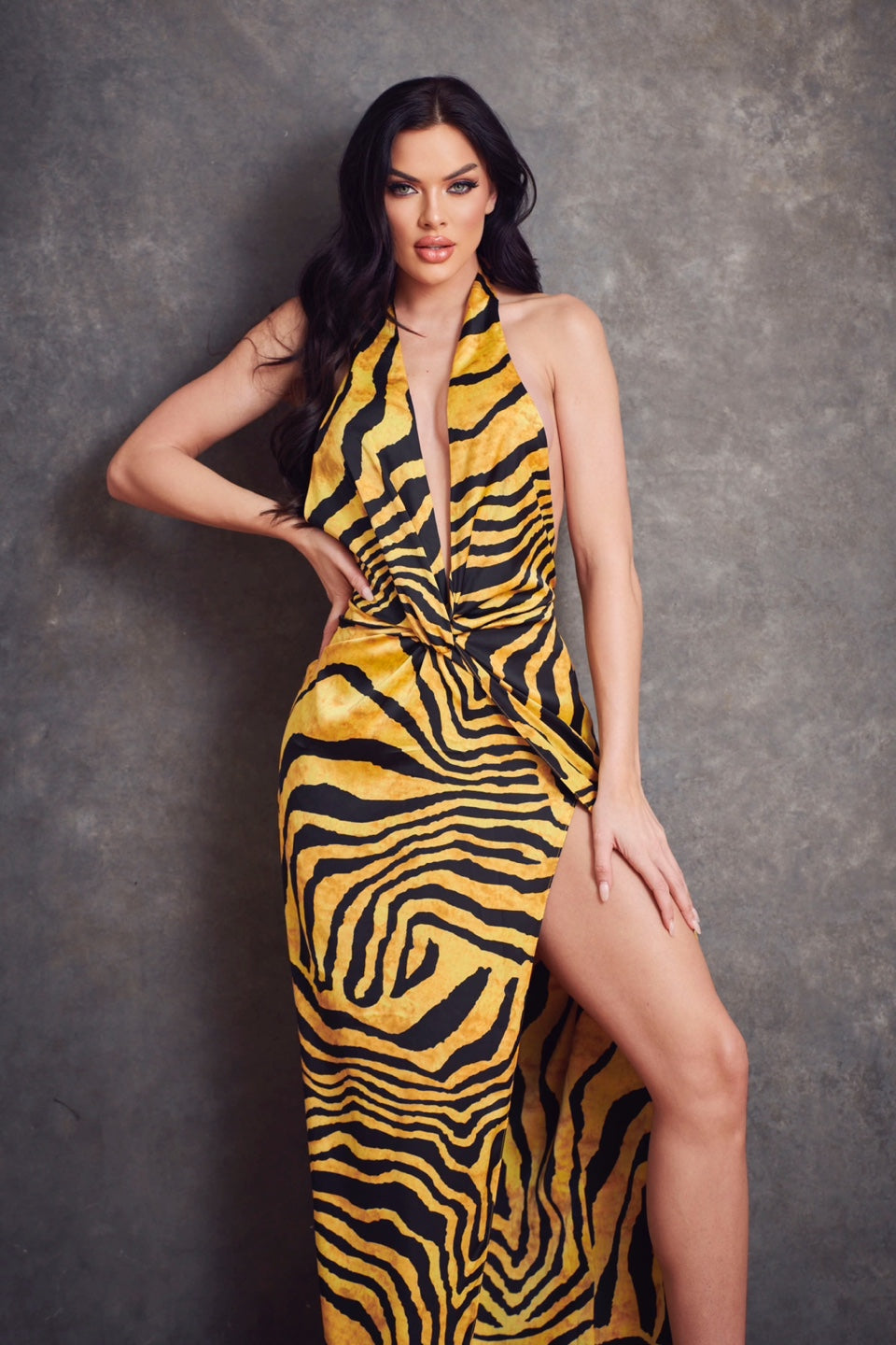 VESTIDO AMARILLO CON ESTAMPADO