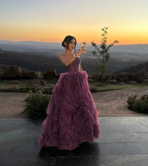 VESTIDO MORADO