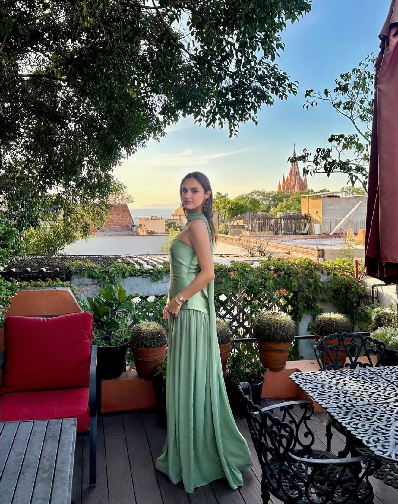 VESTIDO LARGO VERDE OLIVO