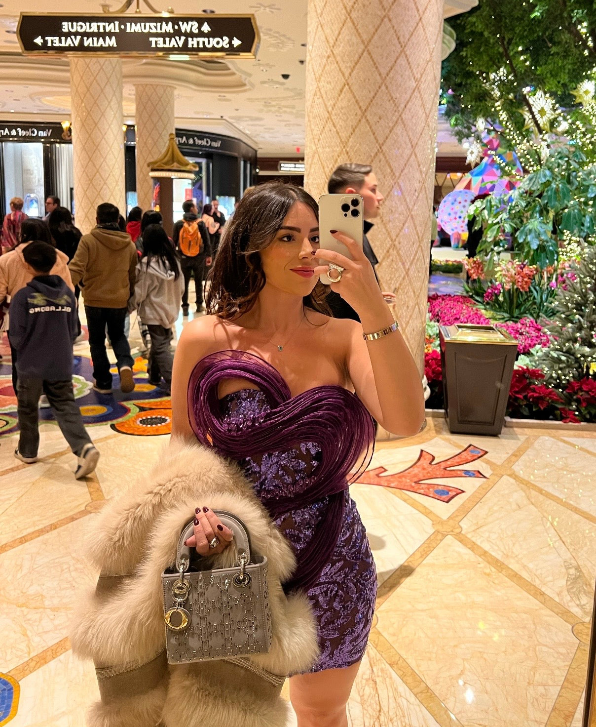 VESTIDO MORADO CORTO