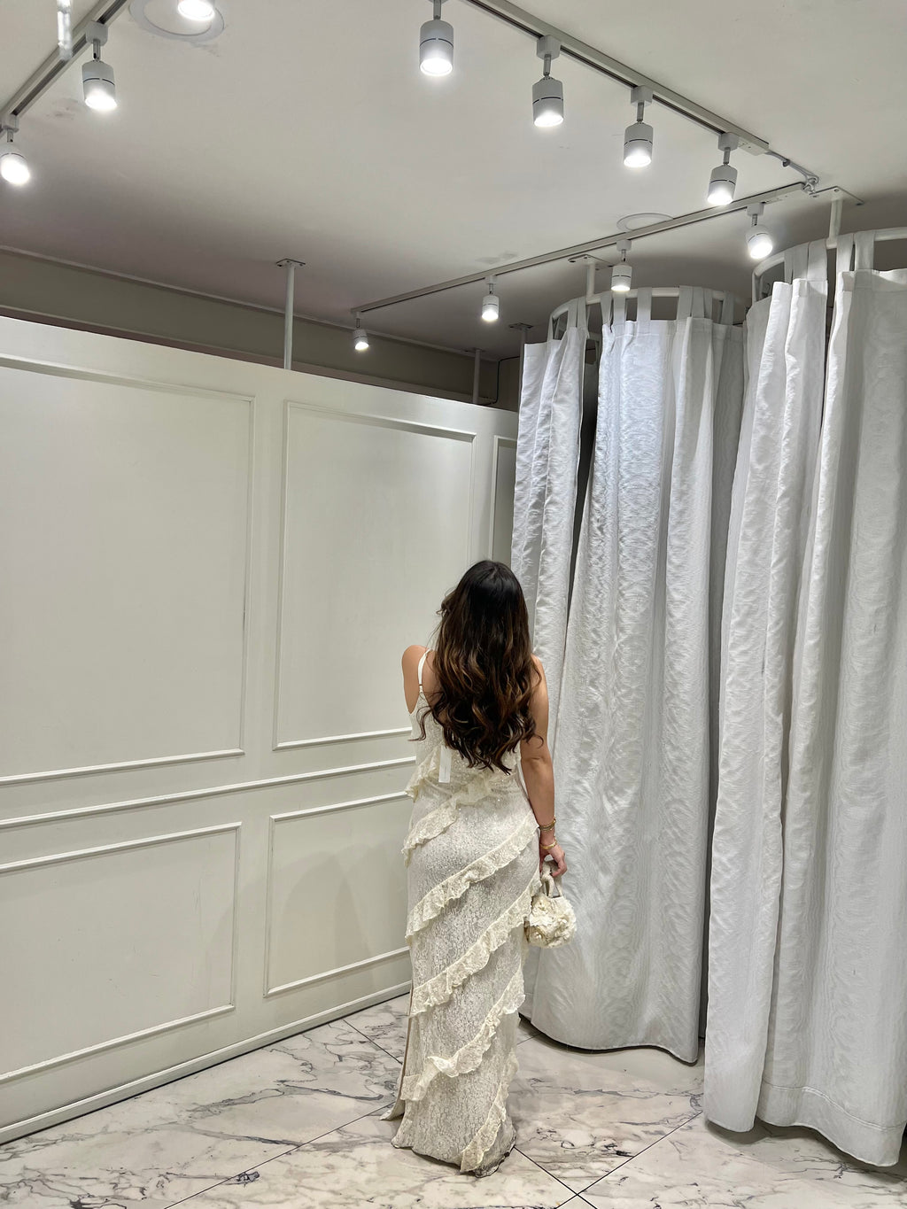 VESTIDO LARGO CASUAL DE OLANES